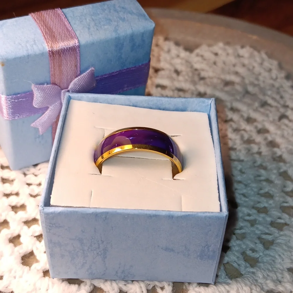 🆕️MENS STYLISH TUNGSTEN GOLD RING SIZE 13~PURPLE INLAY PROMISE/WEDDING RING (M)